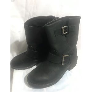 Steve Madden Black Buckle Calf Moto boots size 7.5
